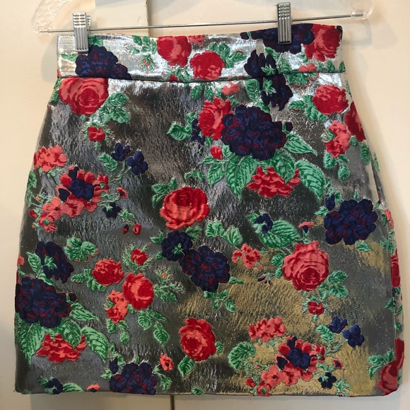 NWOT MSGM Silver Mini Skirt, Medium - Picture 4 of 5